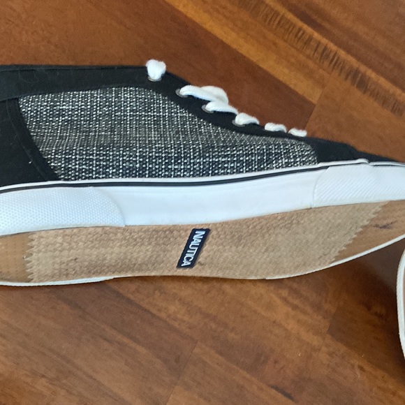 Nautica black high top sneakers shoes size 8 like new - Picture 8 of 10